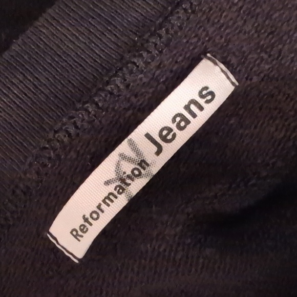 Reformation Grace Cropped Vintage Oversized Crewneck Sweatshirt - Picture 5 of 6